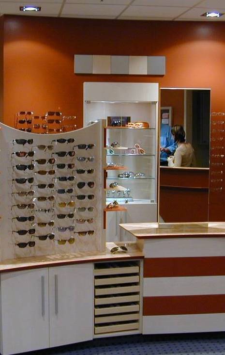 Rundgang zu Einrichtung >>